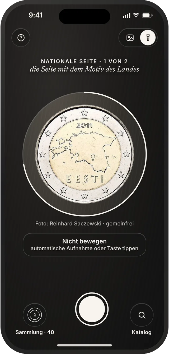 Kameraansicht der App: eine 2-Euro-Münze im Kreis, Hinweis „Nicht bewegen“.